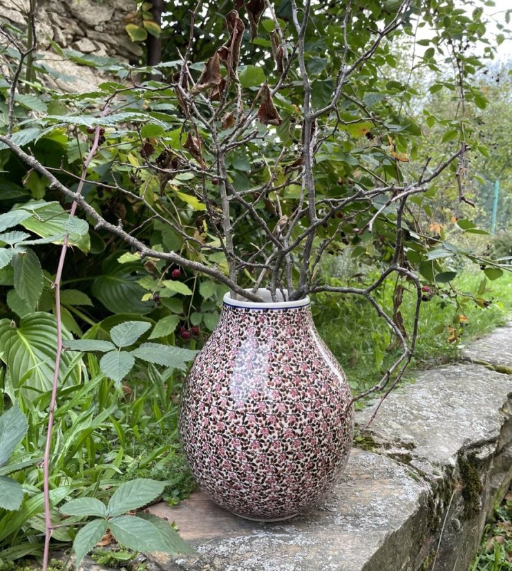 Vase 24 cm (9")   Roses with Thorns